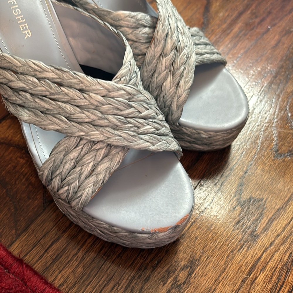 Marc Fisher Women's Lynn Wedge Sandal - Picture 4 of 4
